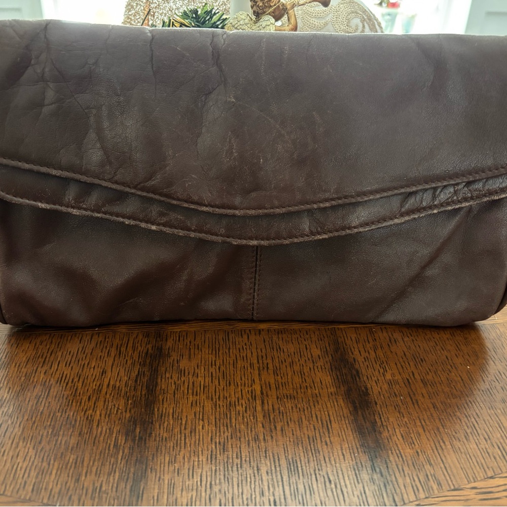 Beacon hill Elegant Brown Leather VTG clutch
